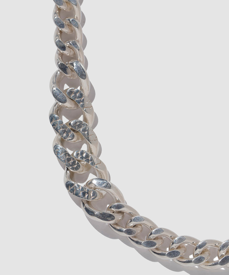 Pattern Carved Chain Necklace